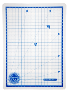 Picture of แผ่นรองตัด 22x30 cm A4 สีใส